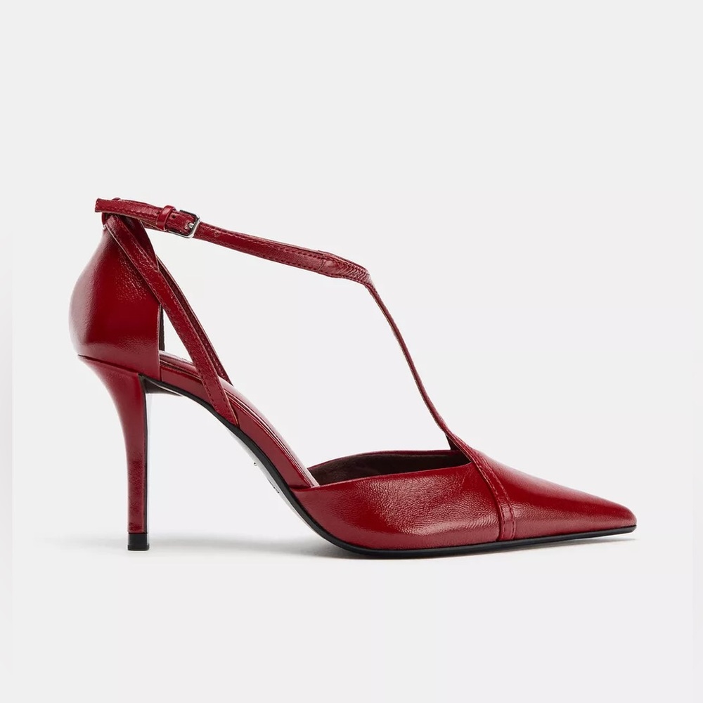 NWT Zara Leather Heel Size US 8, EU 39 Heels Chic Red Thin Ankle Front Strap - Picture 3 of 12